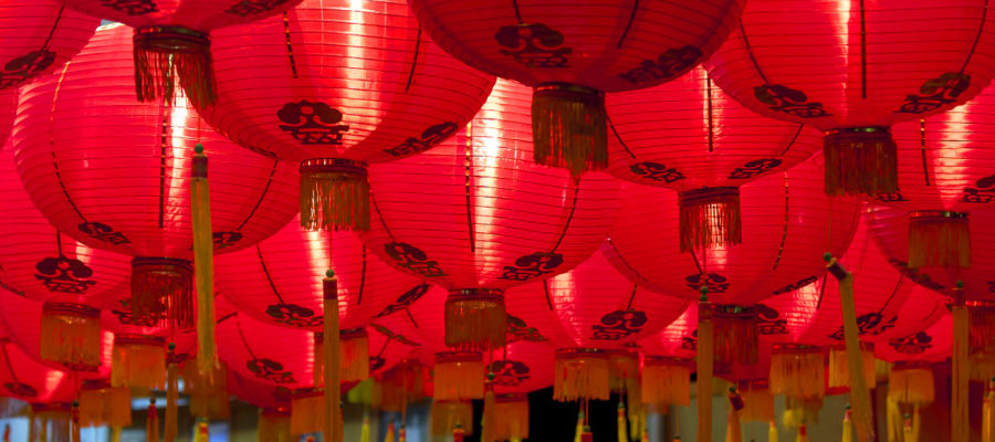 chinese-lanterns-1394958_1280-900x400